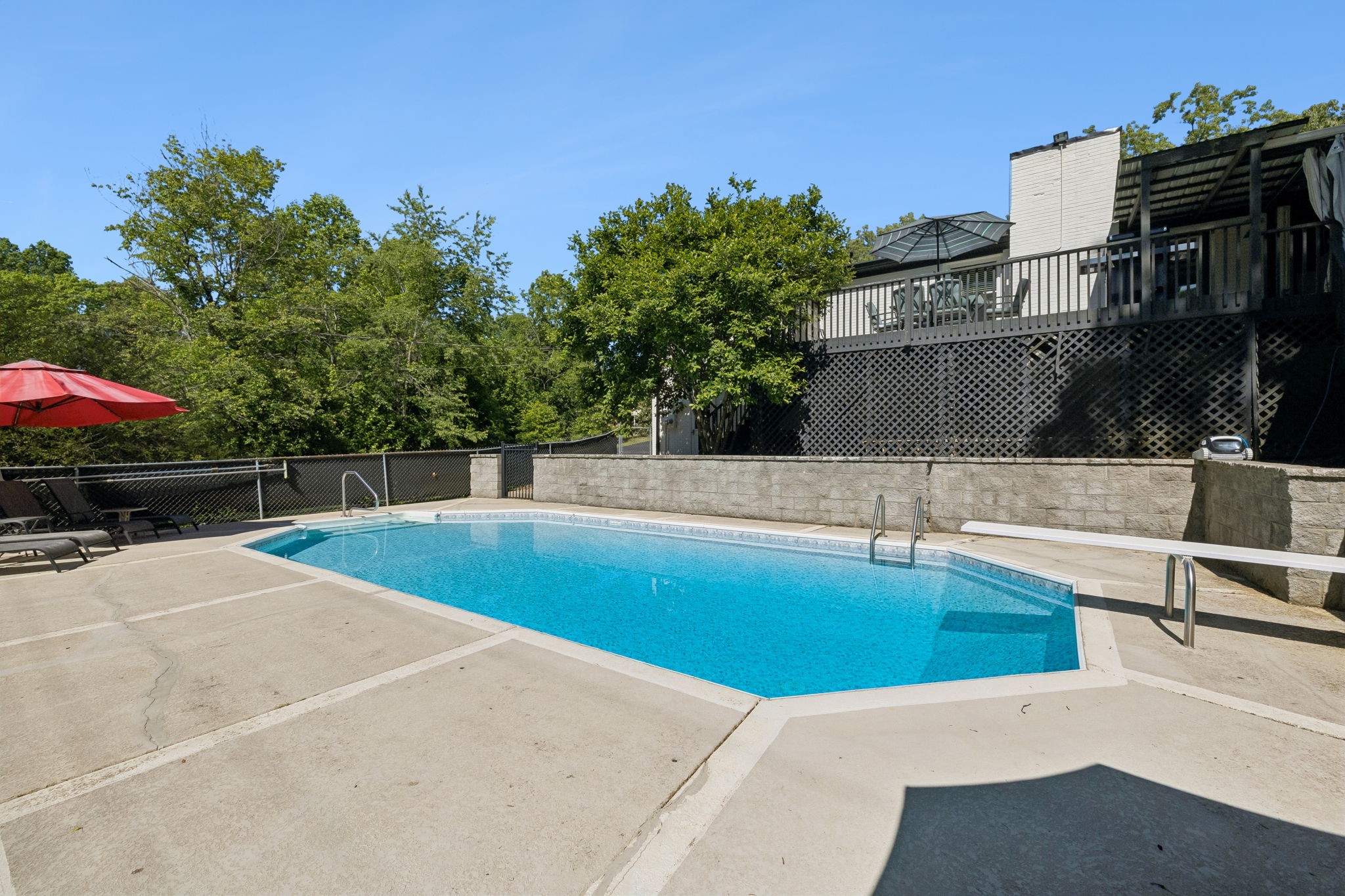 518 Ridgemont Drive Dickson TN 37055
