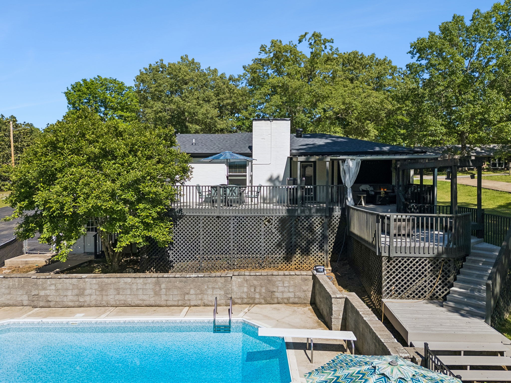 518 Ridgemont Drive Dickson TN 37055