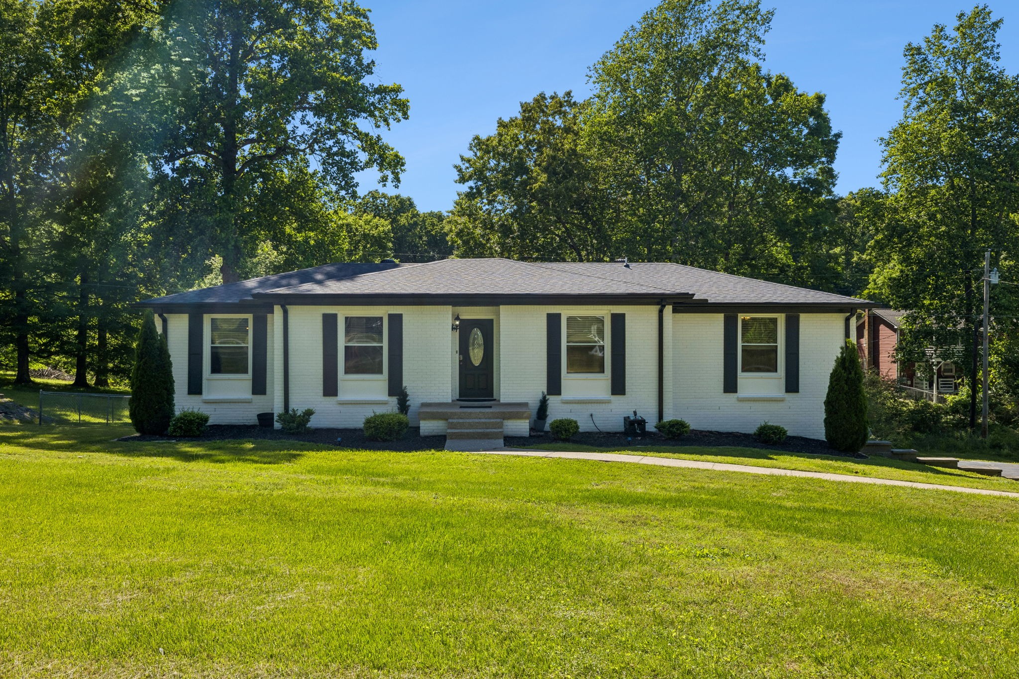 518 Ridgemont Drive Dickson TN 37055