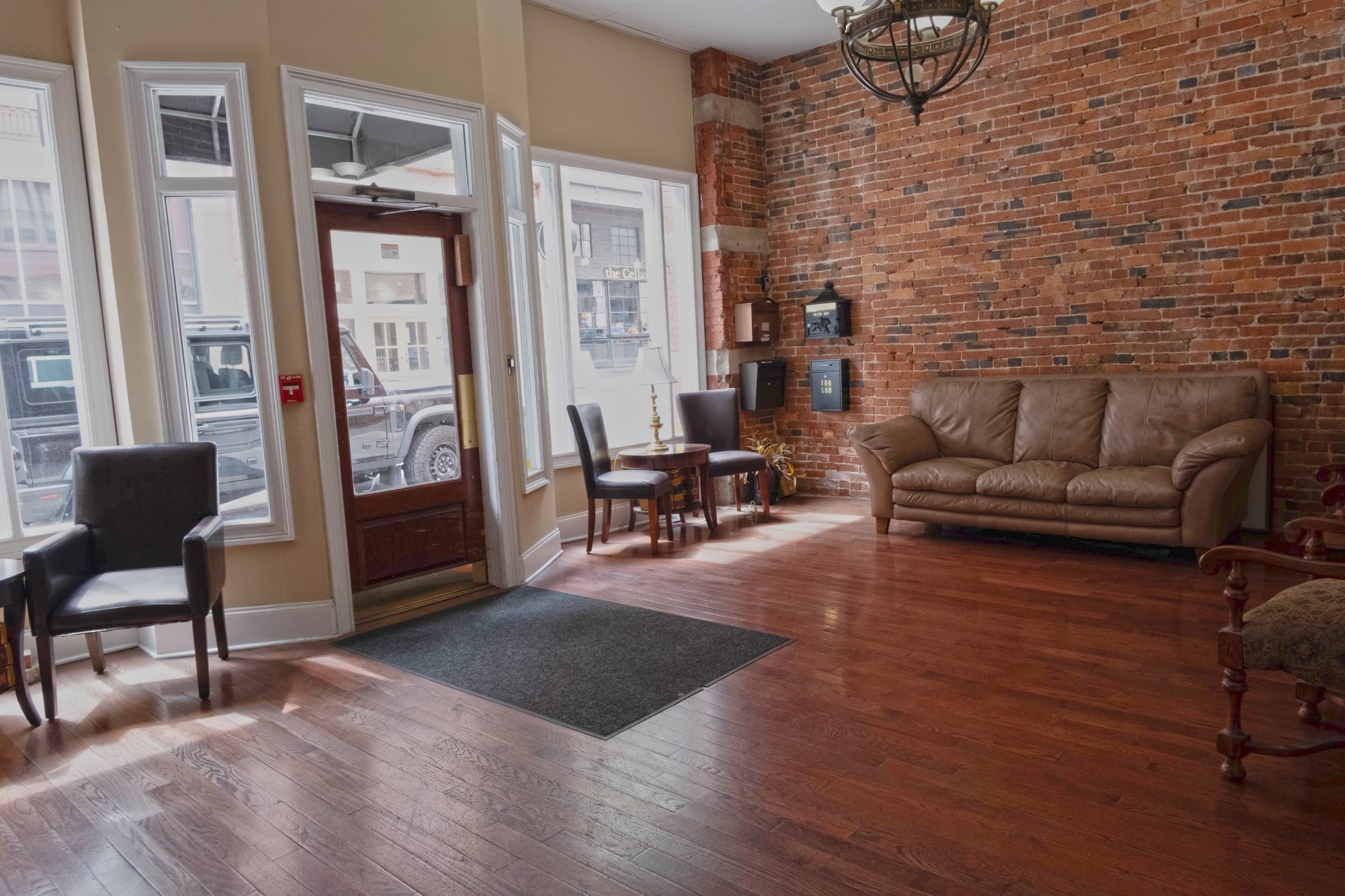 208 3rd Ave, N Nashville TN 37201