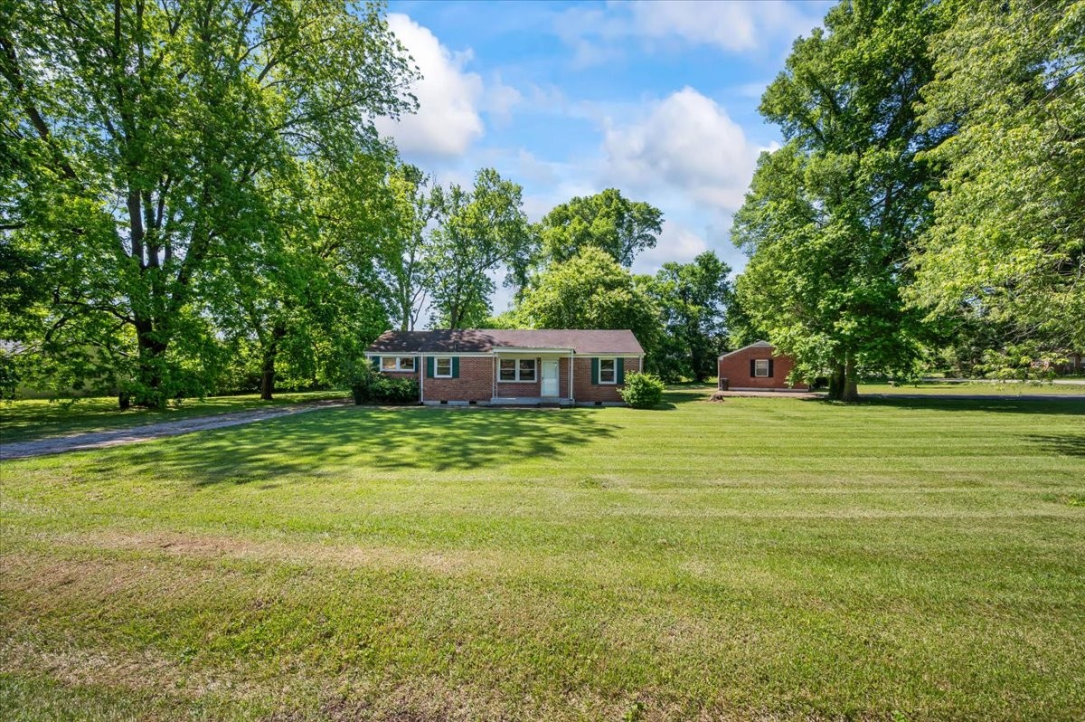205 Pleasant Drive Columbia TN 38401