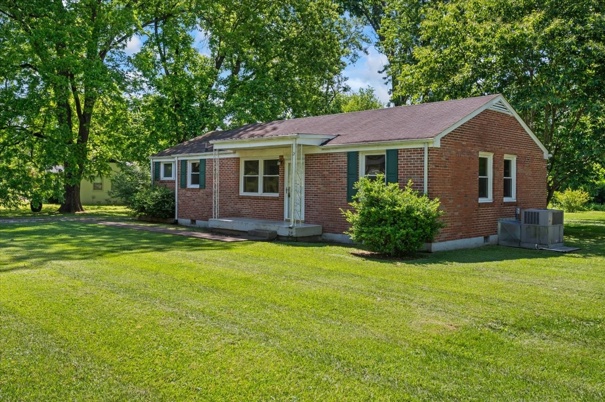 205 Pleasant Drive Columbia TN 38401