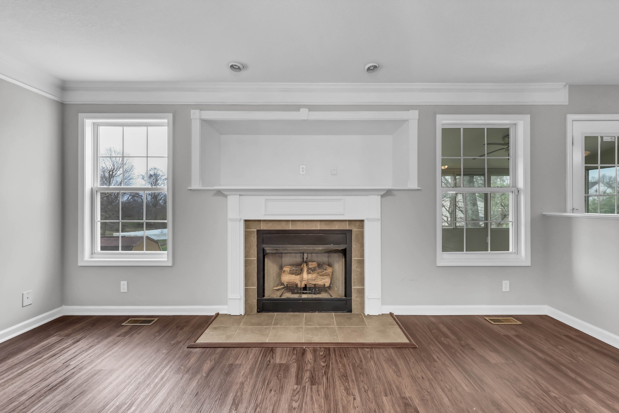 2552 Hattington Drive Clarksville TN 37042