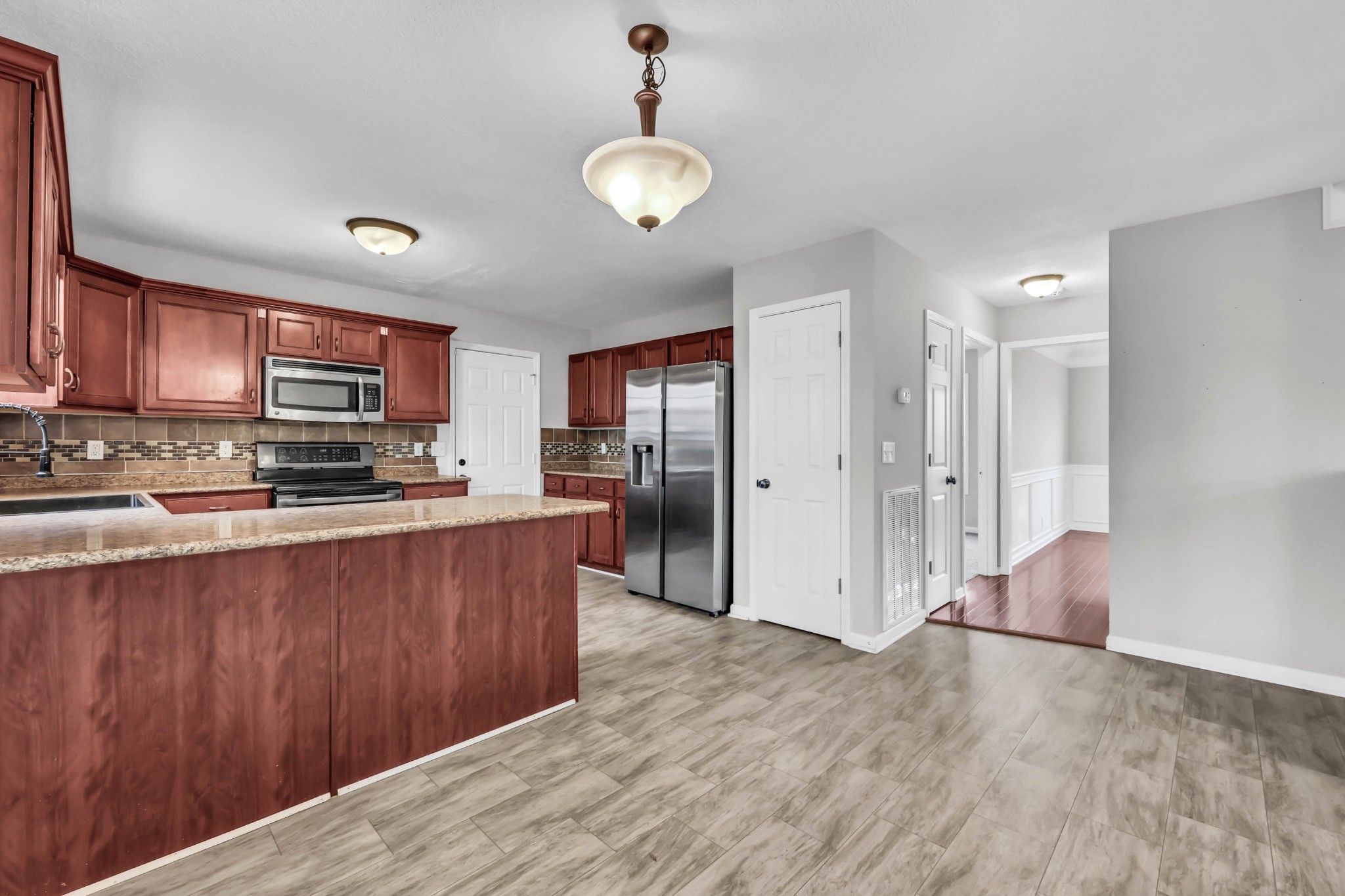 2552 Hattington Drive Clarksville TN 37042