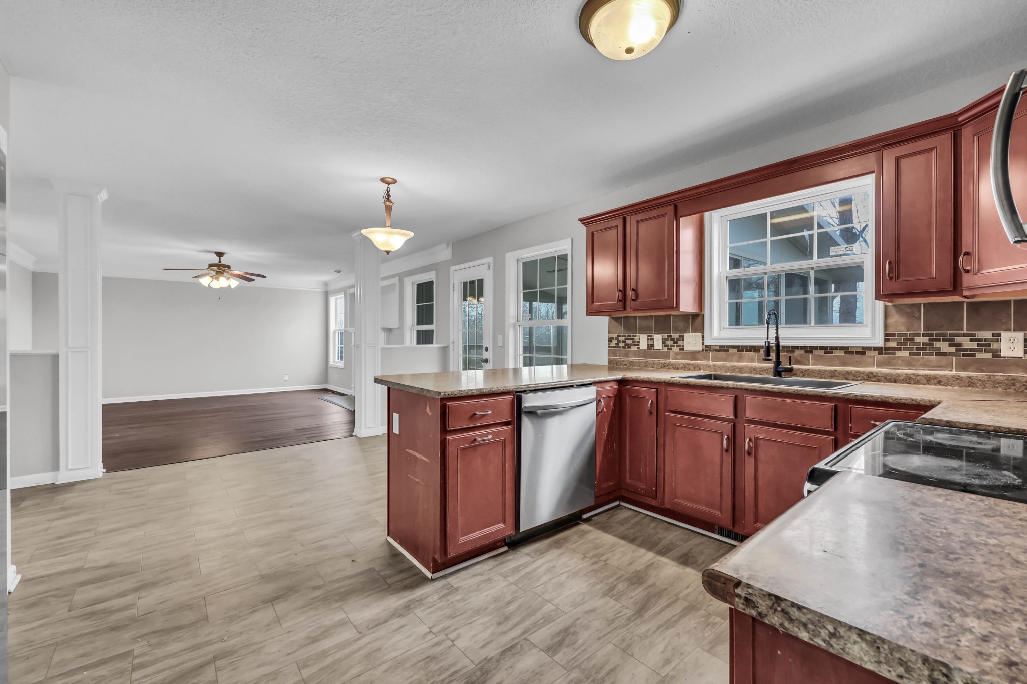 2552 Hattington Drive Clarksville TN 37042