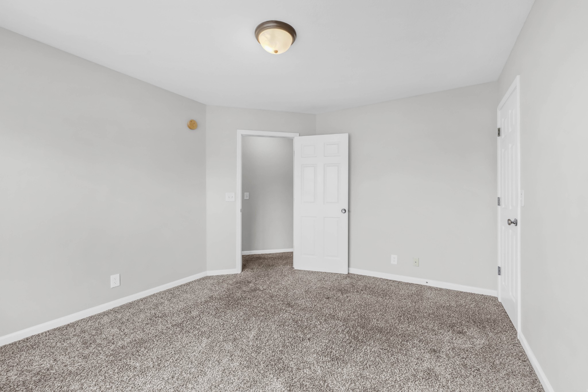 2552 Hattington Drive Clarksville TN 37042