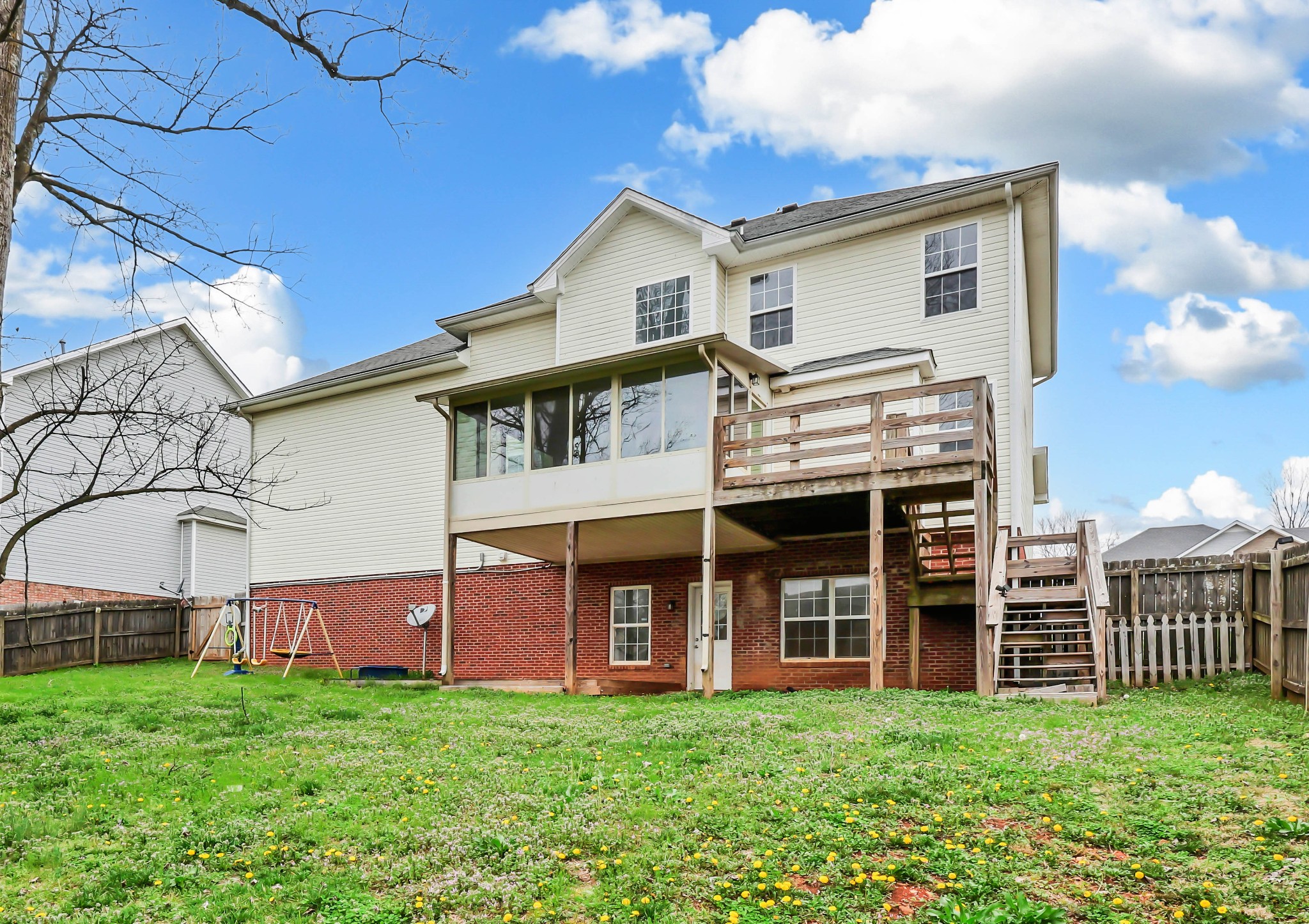 2552 Hattington Drive Clarksville TN 37042