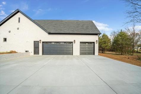 2412 Joe Brown Road Spring Hill TN 37174