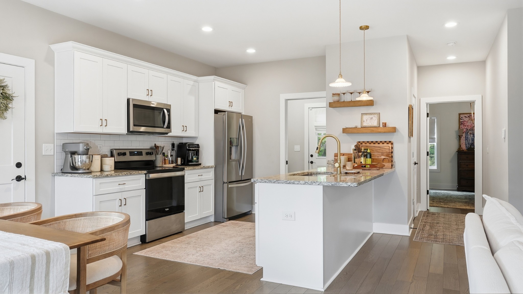1004 Sycamore Rdg, E Burns TN 37029