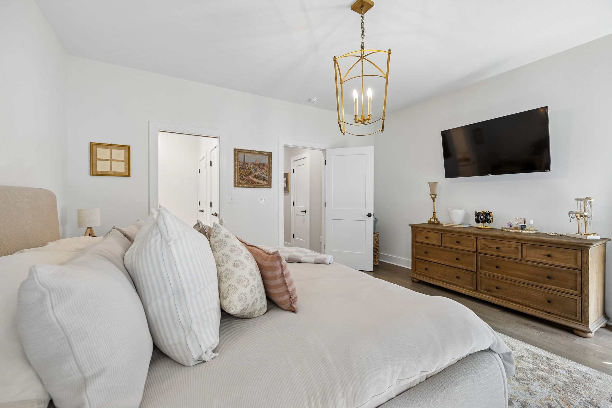 1004 Sycamore Rdg, E Burns TN 37029
