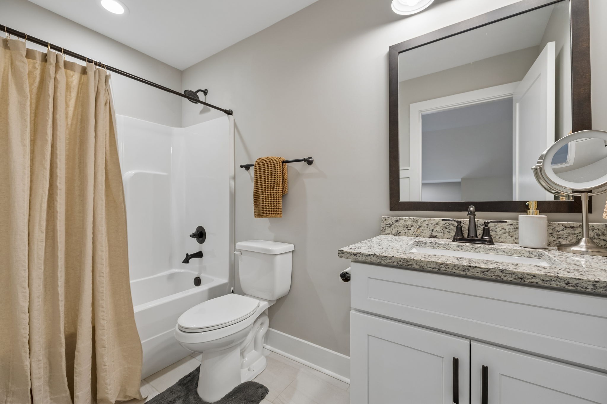 1004 Sycamore Rdg, E Burns TN 37029