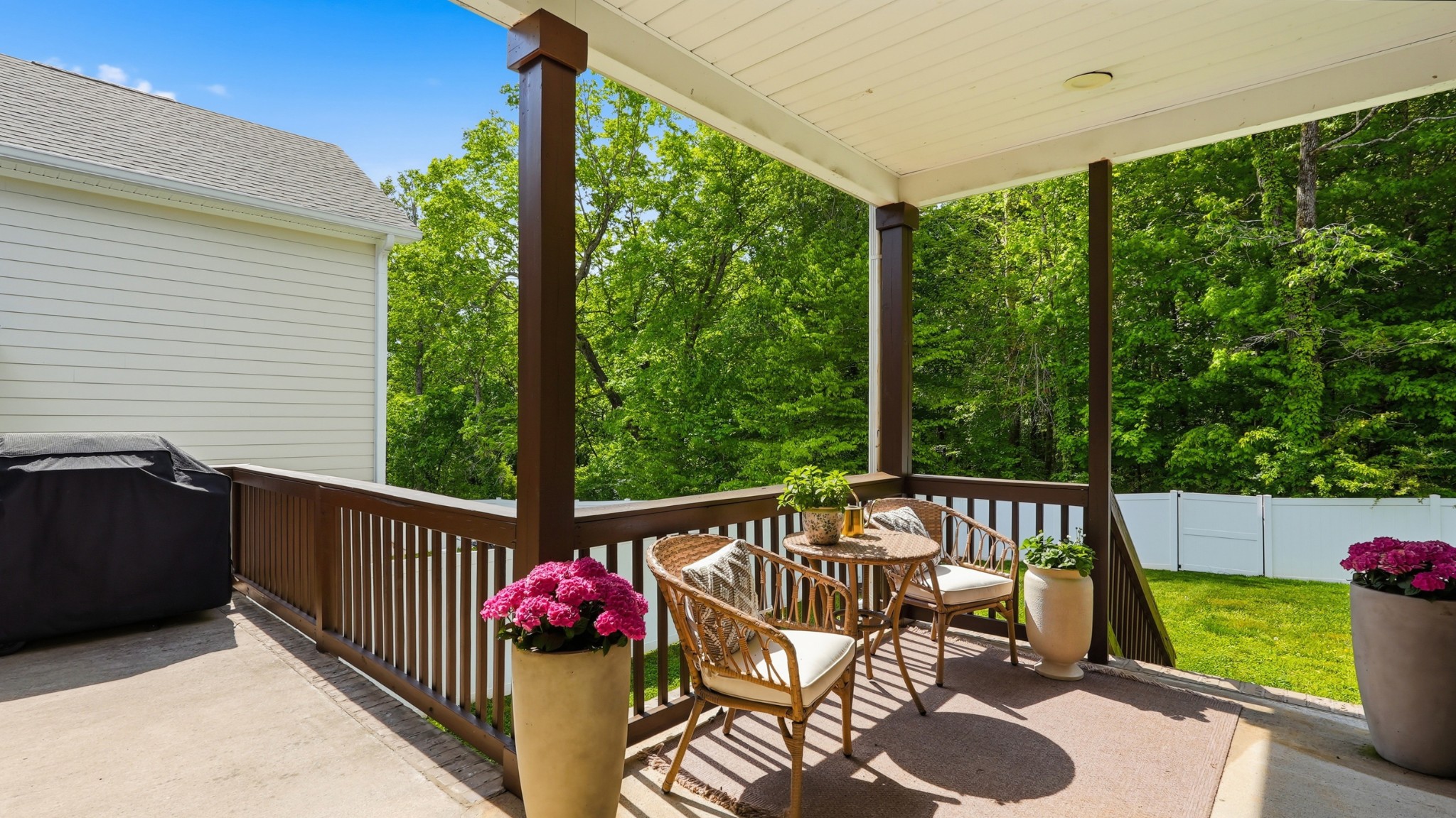 1004 Sycamore Rdg, E Burns TN 37029
