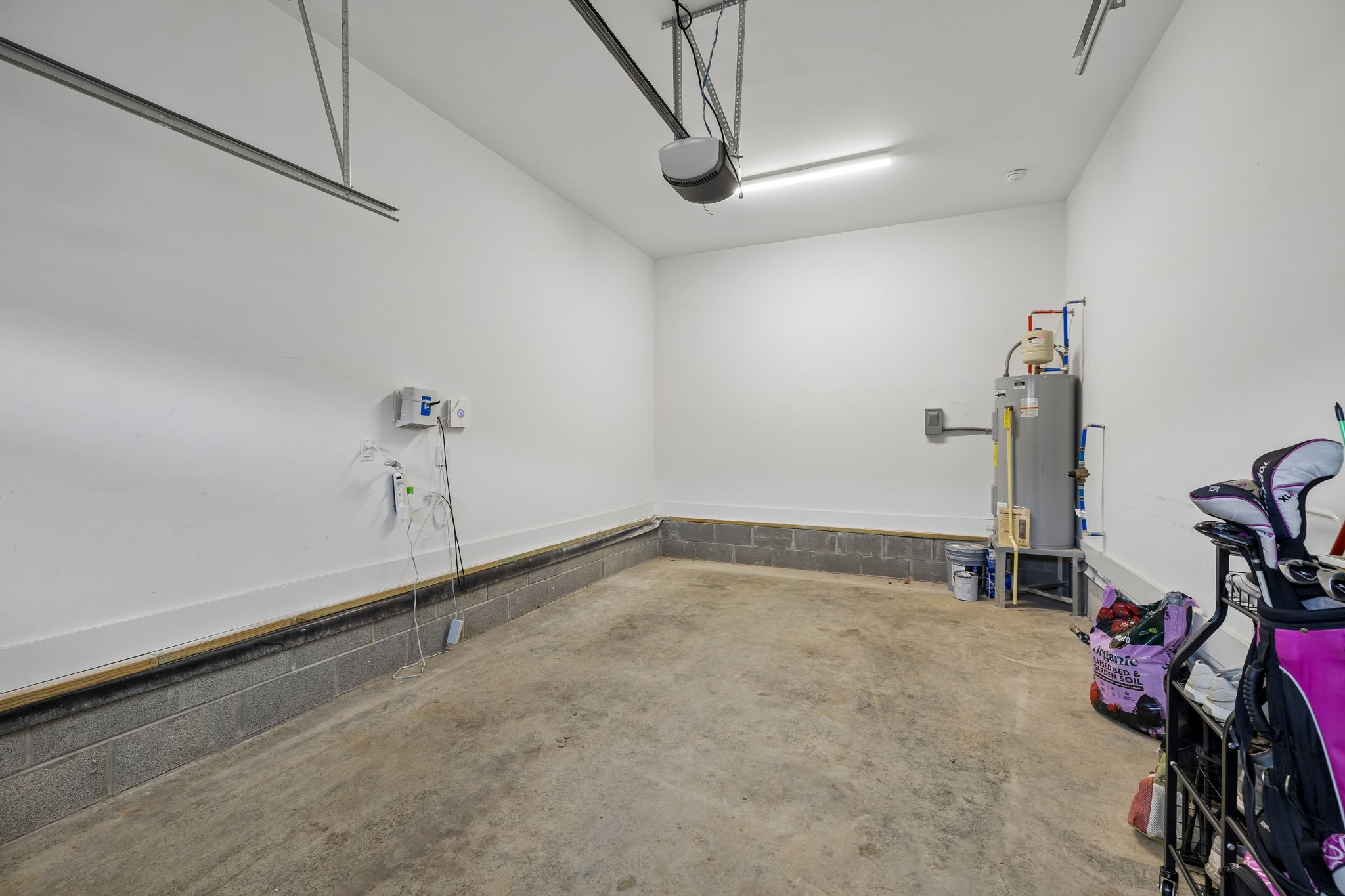 1004 Sycamore Rdg, E Burns TN 37029