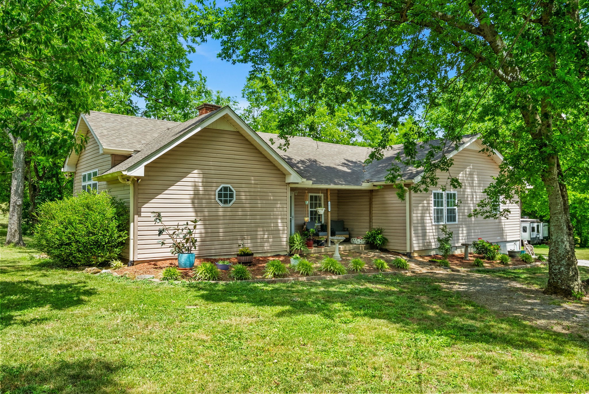 1098 Old Dickerson Pike Goodlettsville TN 37072