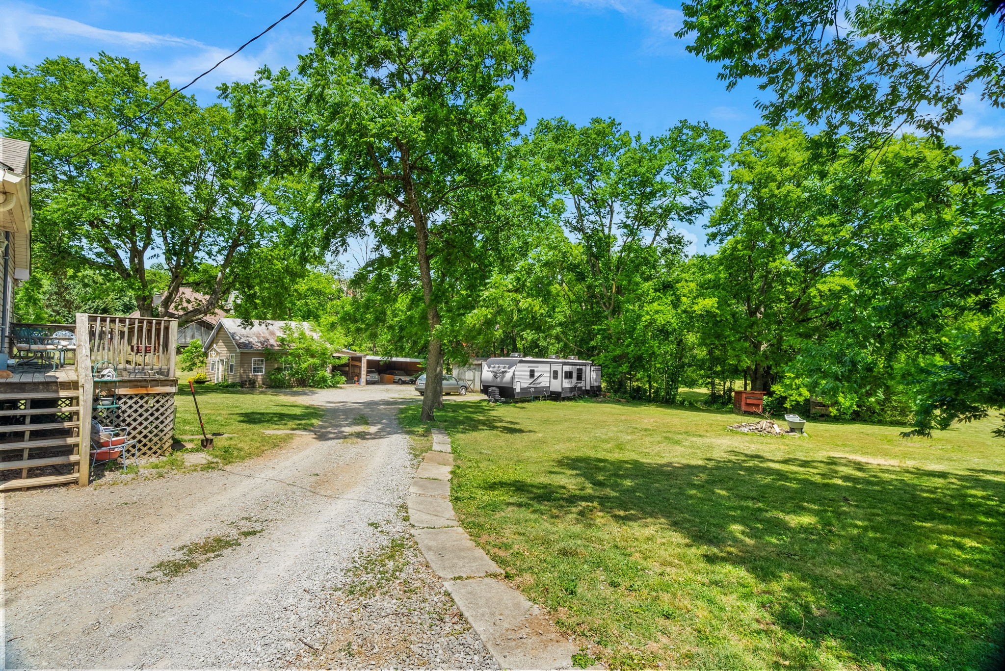 1098 Old Dickerson Pike Goodlettsville TN 37072