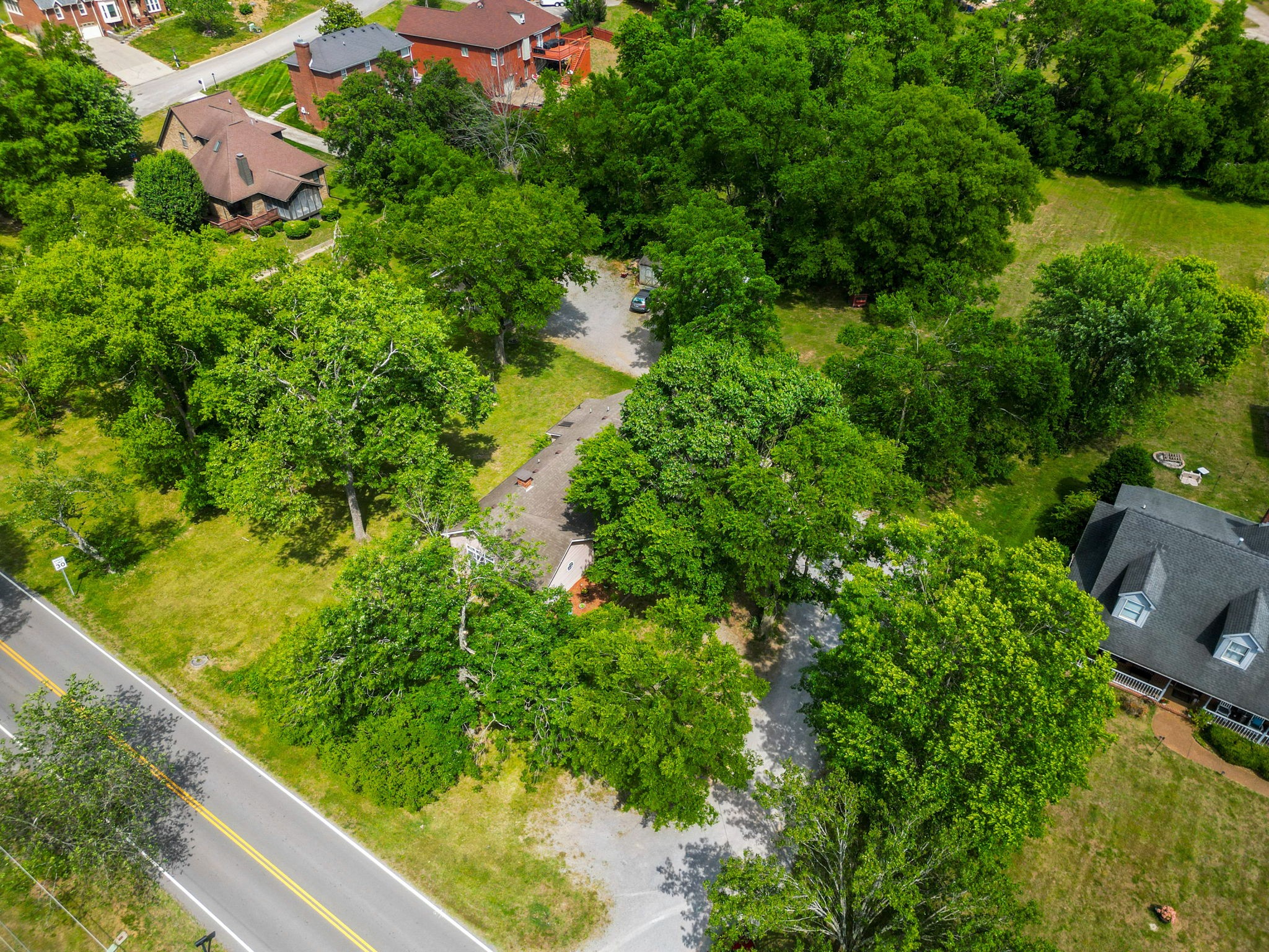1098 Old Dickerson Pike Goodlettsville TN 37072