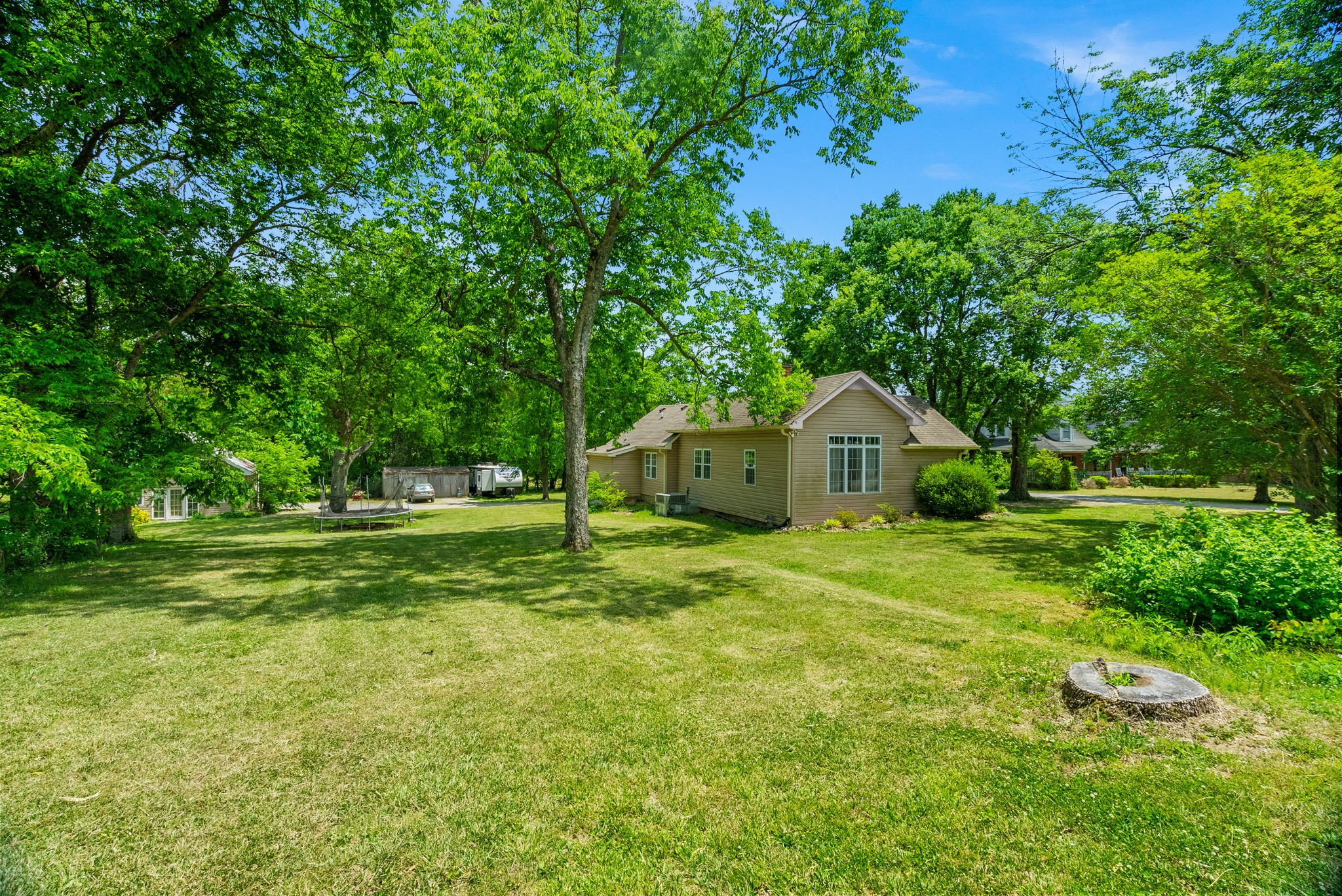 1098 Old Dickerson Pike Goodlettsville TN 37072