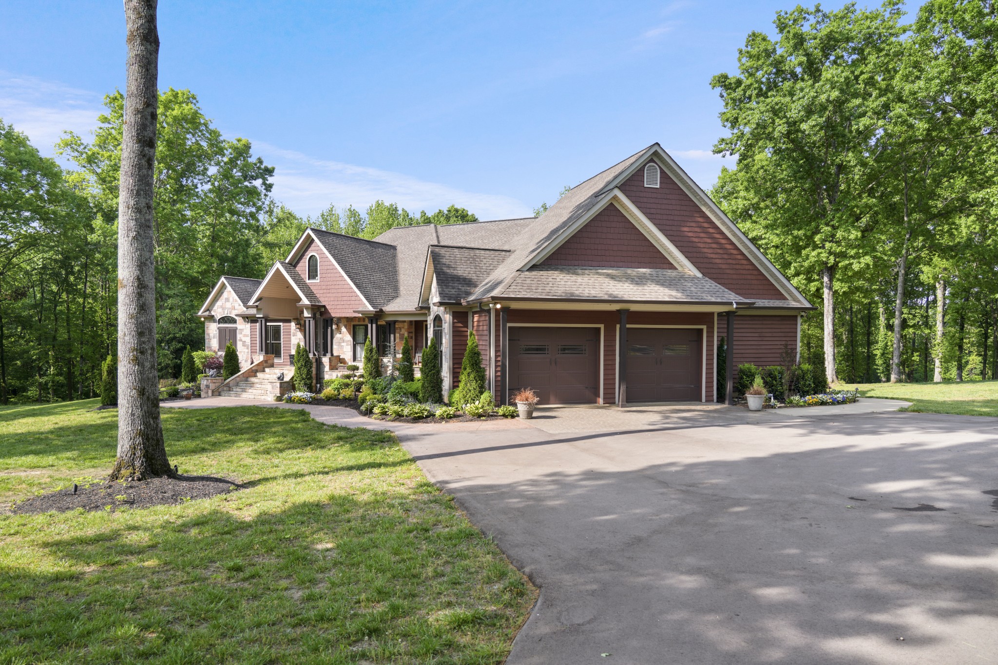 1520 Puryears Bend Road Hartsville TN 37074