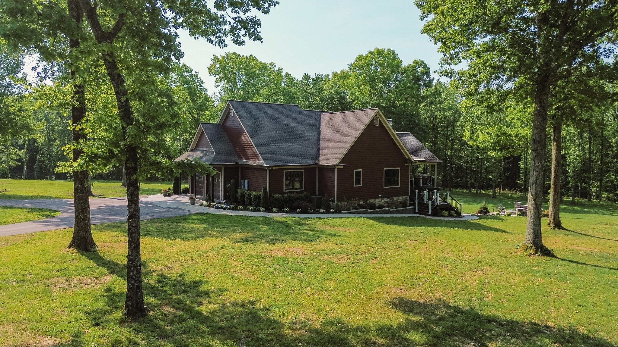 1520 Puryears Bend Road Hartsville TN 37074