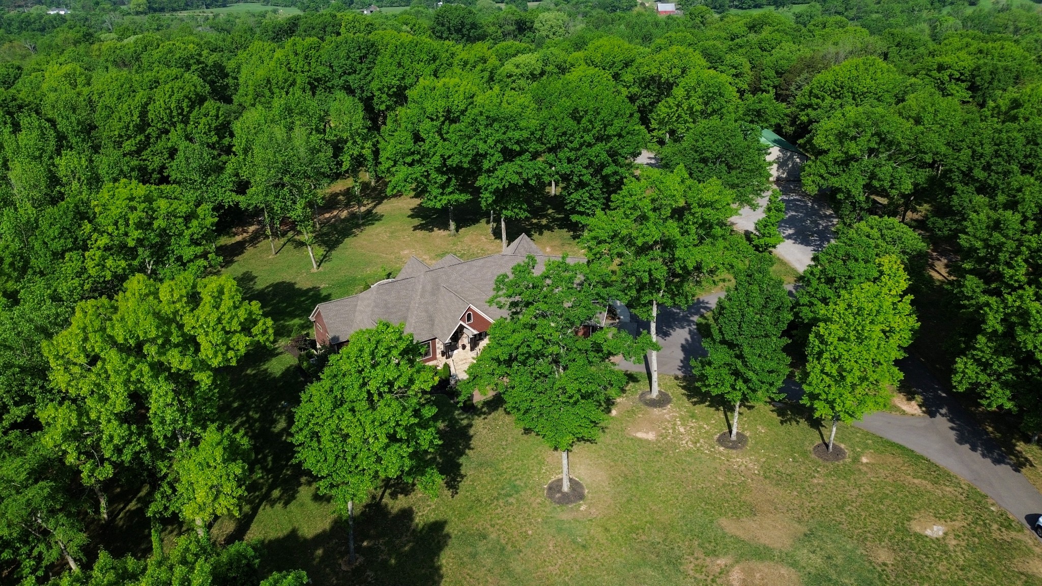 1520 Puryears Bend Road Hartsville TN 37074