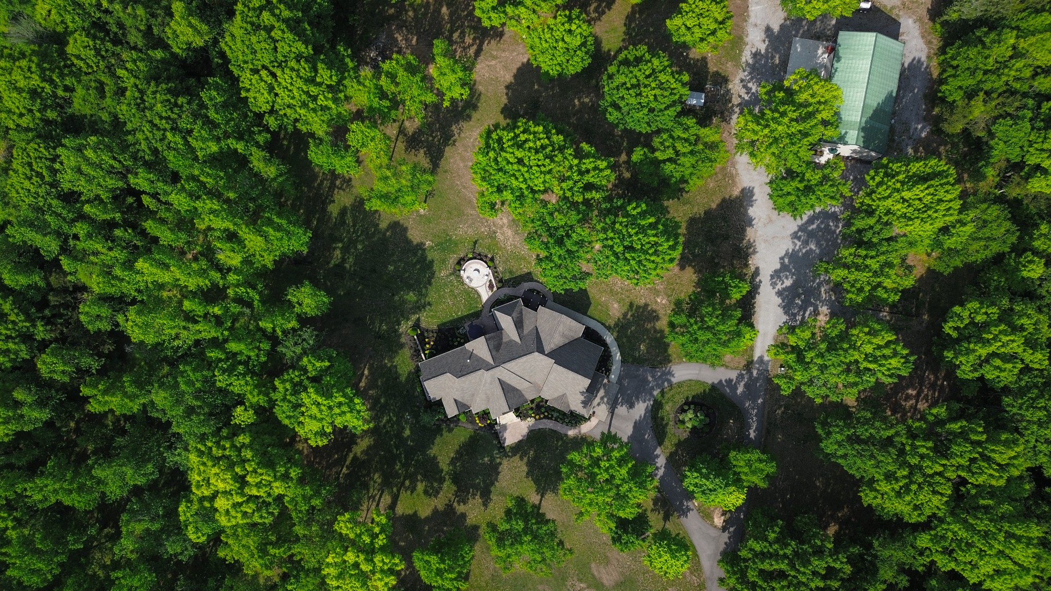 1520 Puryears Bend Road Hartsville TN 37074