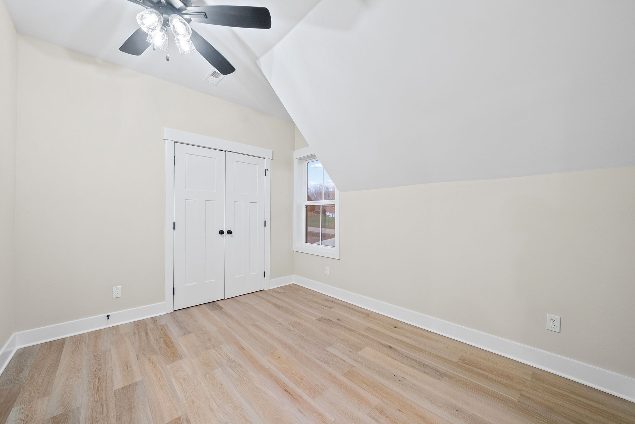 1319 Shady Grove Road Clarksville TN 37043