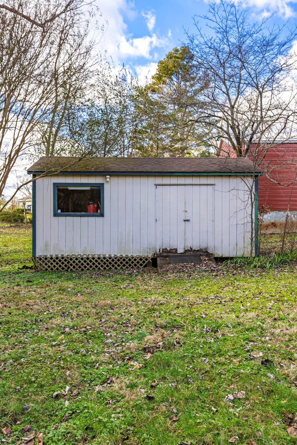 212 Pineview Street Shelbyville TN 37160
