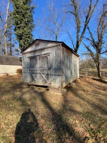12111/2 Whitney Drive Columbia TN 38401