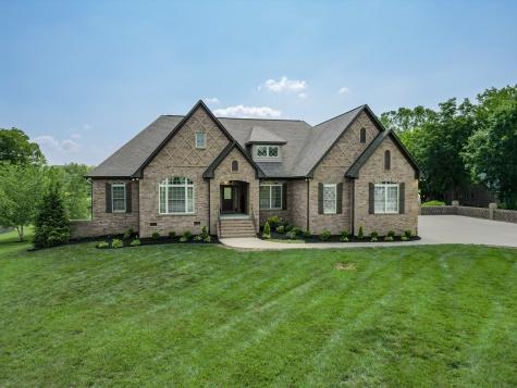 2465 Lakeshore Drive Spring Hill TN 37174