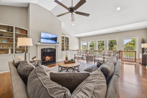 2465 Lakeshore Drive Spring Hill TN 37174