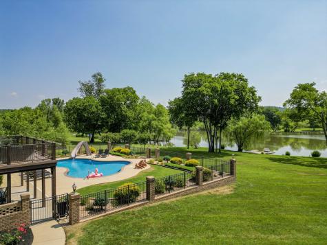 2465 Lakeshore Drive Spring Hill TN 37174