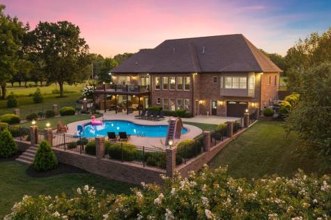 2465 Lakeshore Drive Spring Hill TN 37174