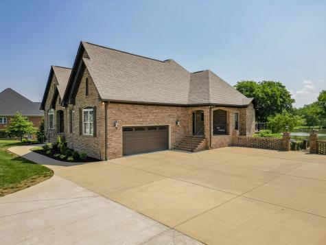 2465 Lakeshore Drive Spring Hill TN 37174