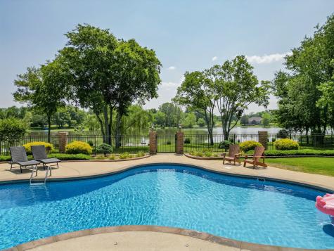 2465 Lakeshore Drive Spring Hill TN 37174