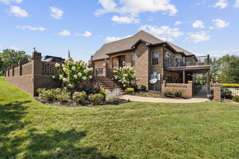 2465 Lakeshore Drive Spring Hill TN 37174