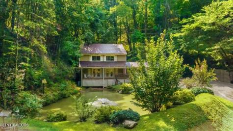 3127 Emerald Springs Loop Sevierville TN 37862