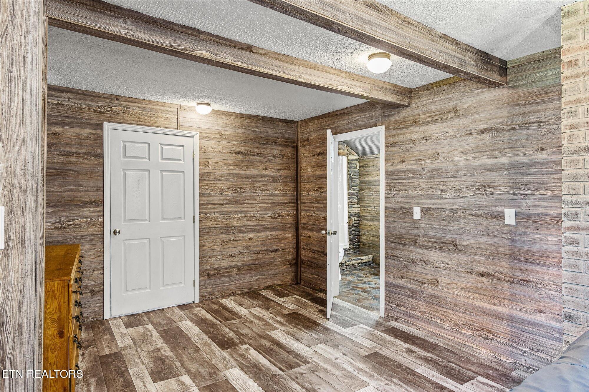111 Guffey Lane Jamestown TN 38556