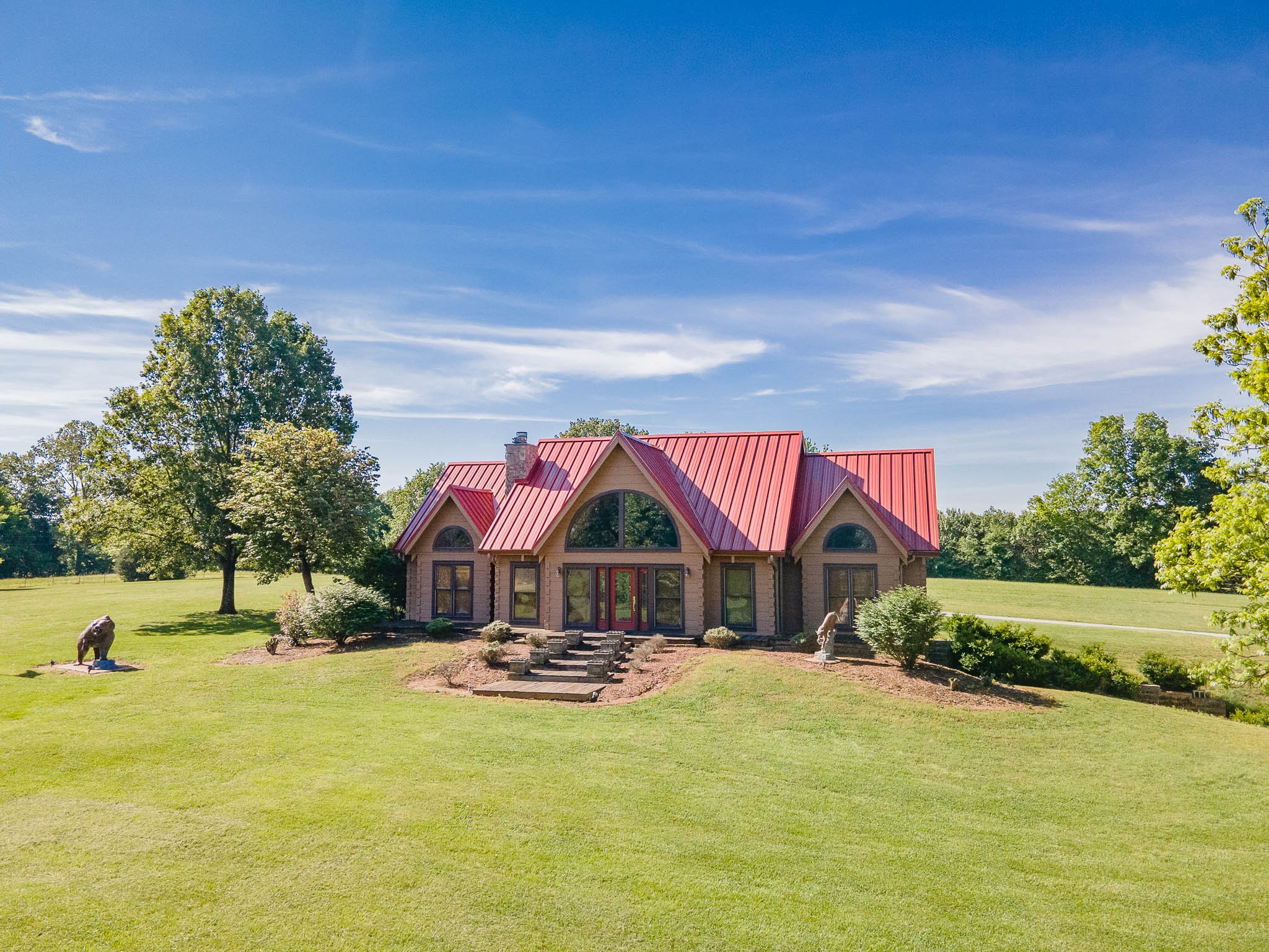 1668 Link Road New Johnsonville TN 37134