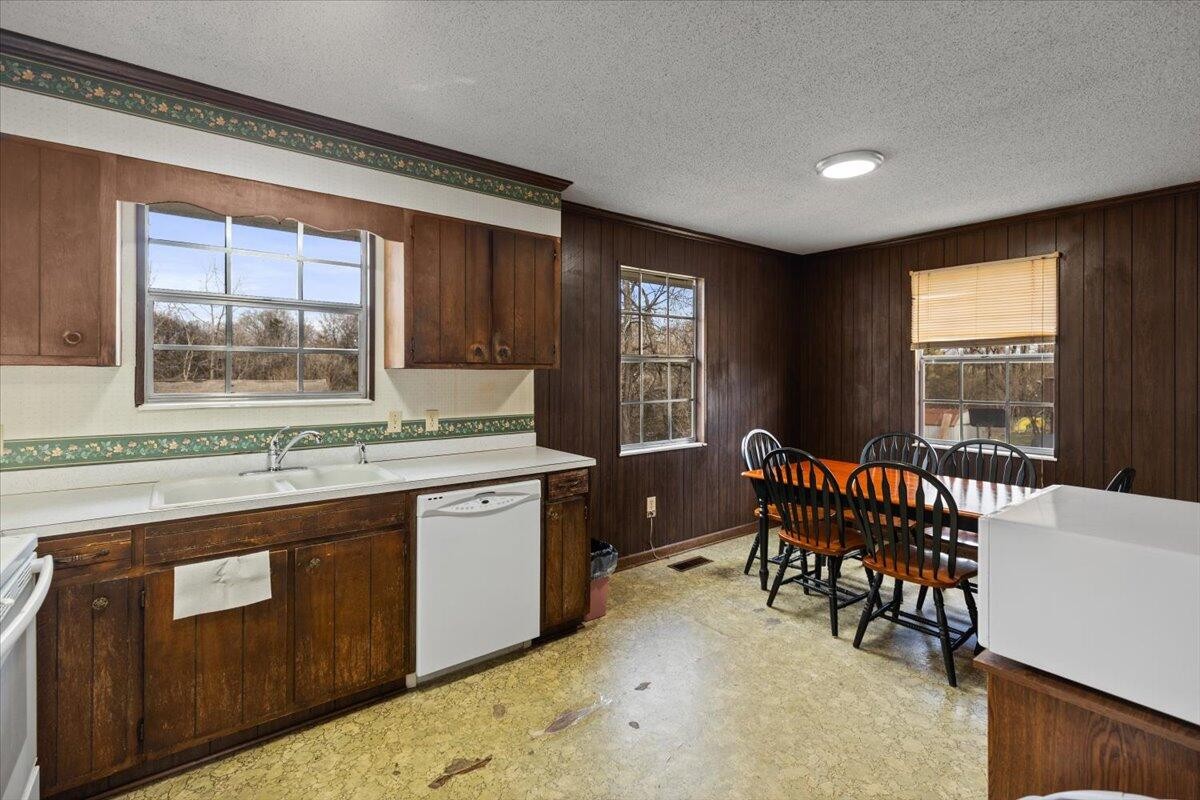 2151 SE Gregory Drive, SE Cleveland TN 37323