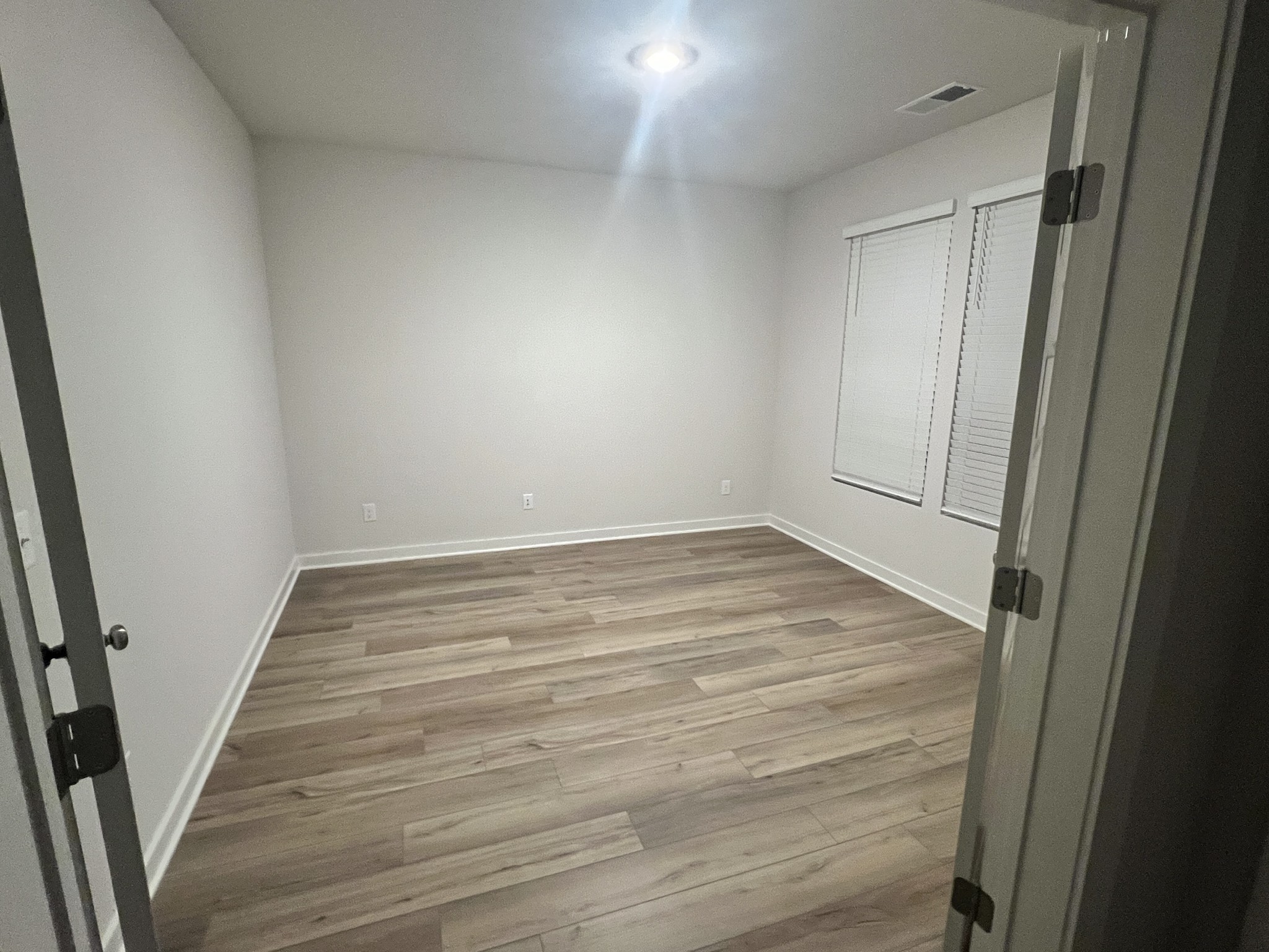 859 Nightingale Avenue Hendersonville TN 37075