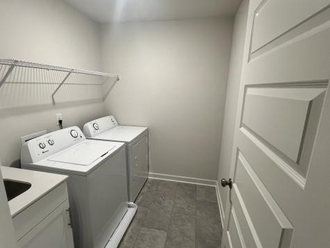 859 Nightingale Avenue Hendersonville TN 37075