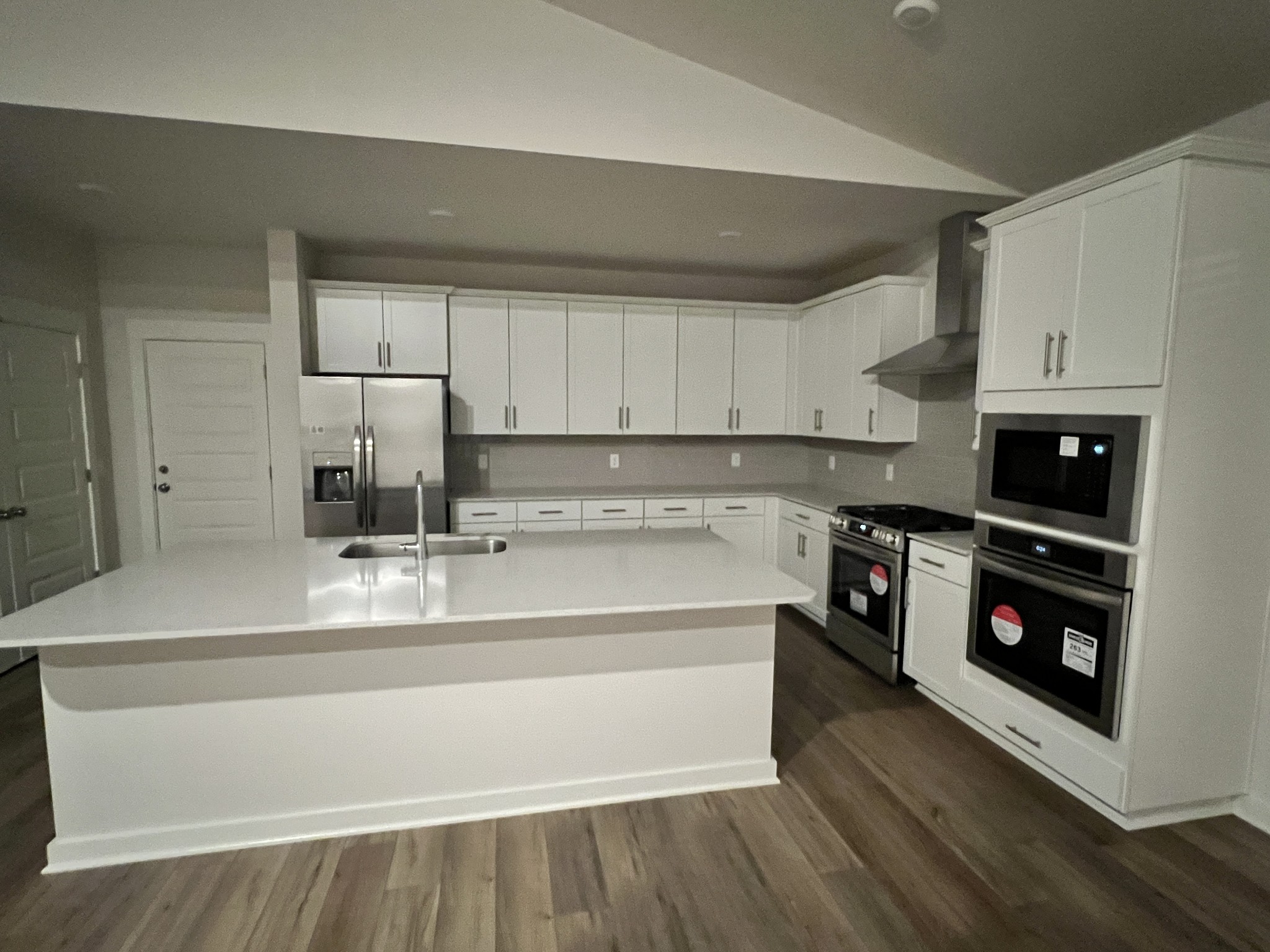 859 Nightingale Avenue Hendersonville TN 37075