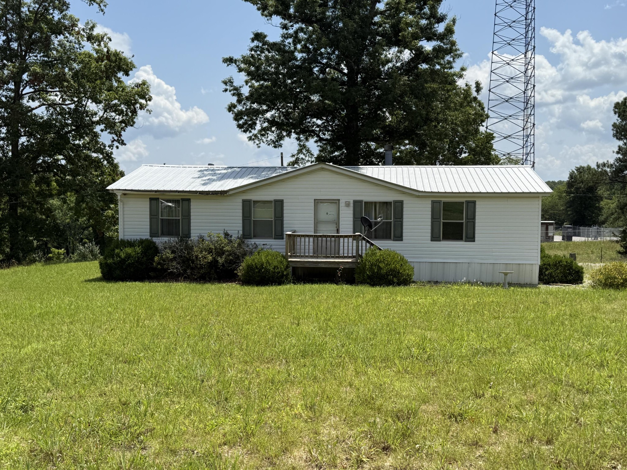 11556 R 8 Dunlap TN 37327