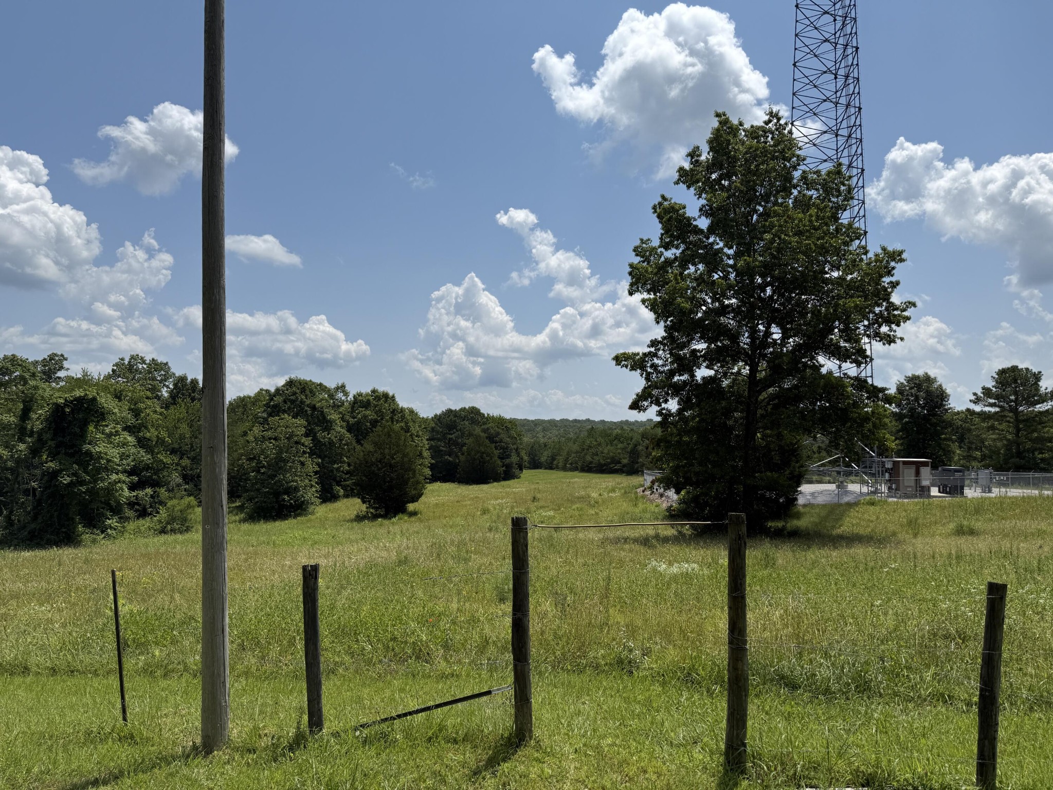 11556 R 8 Dunlap TN 37327