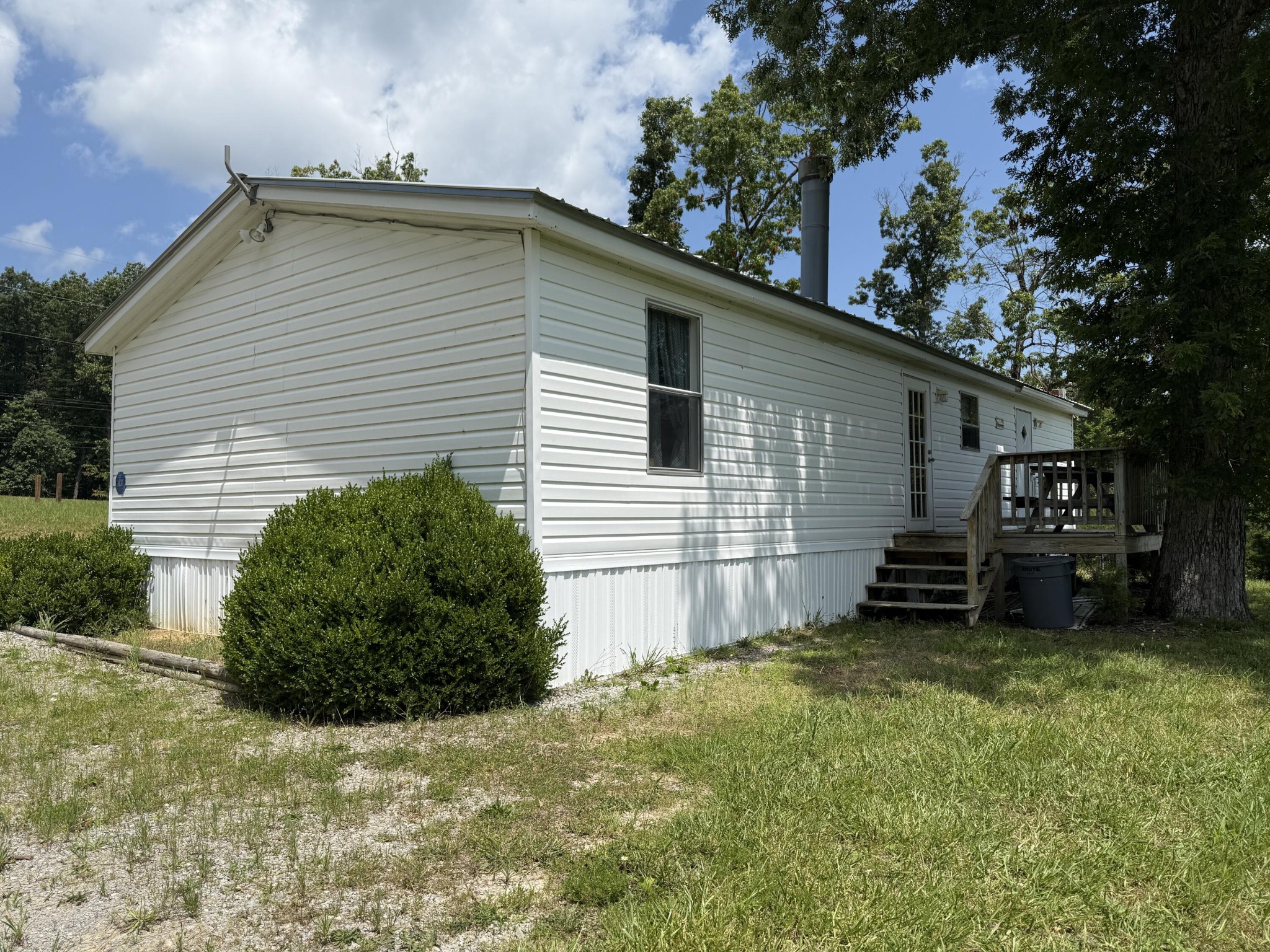 11556 R 8 Dunlap TN 37327