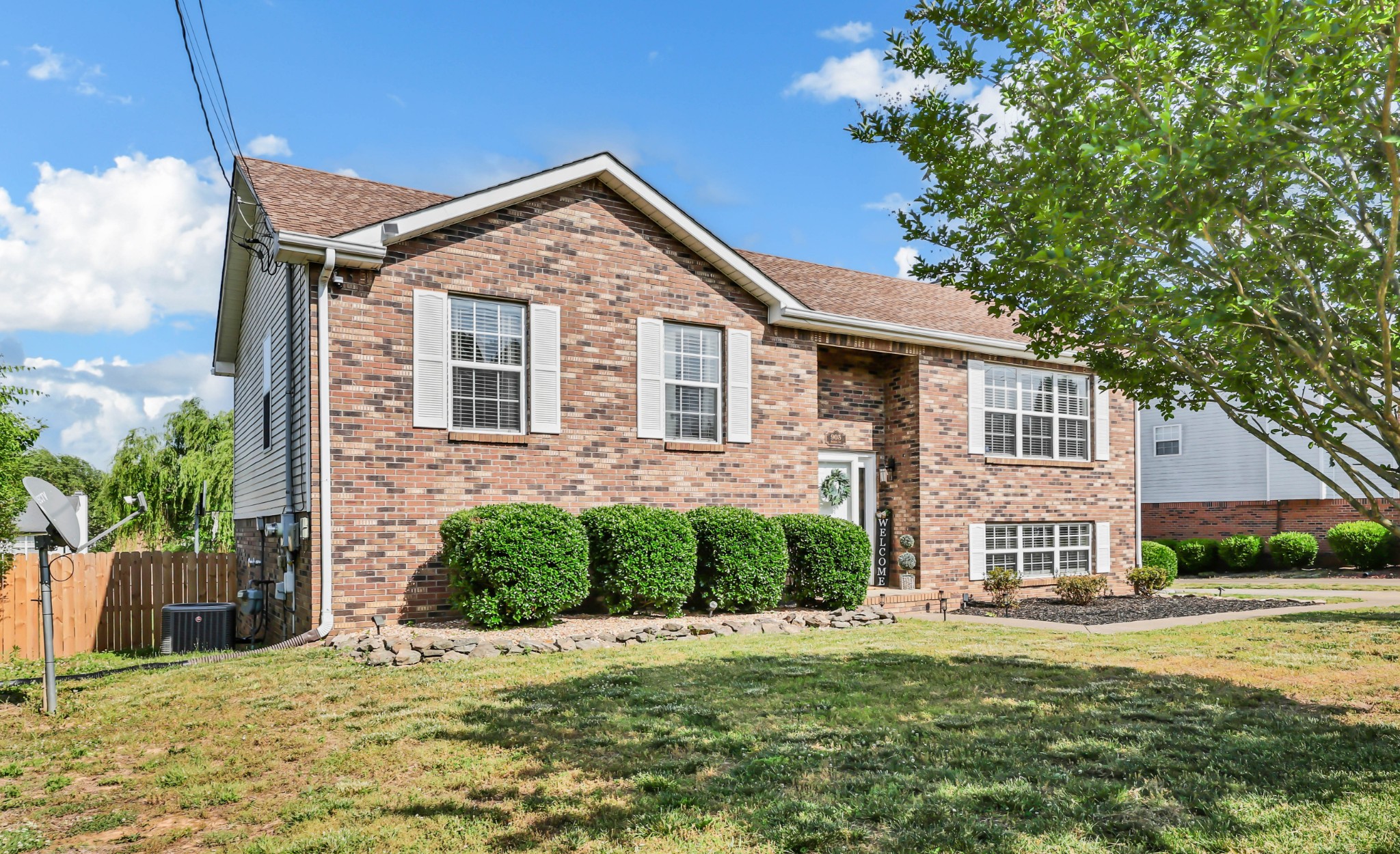 905 Dolphin Lane Clarksville TN 37043