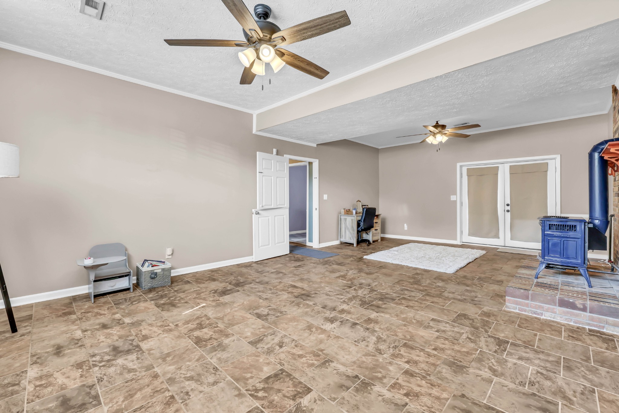 905 Dolphin Lane Clarksville TN 37043