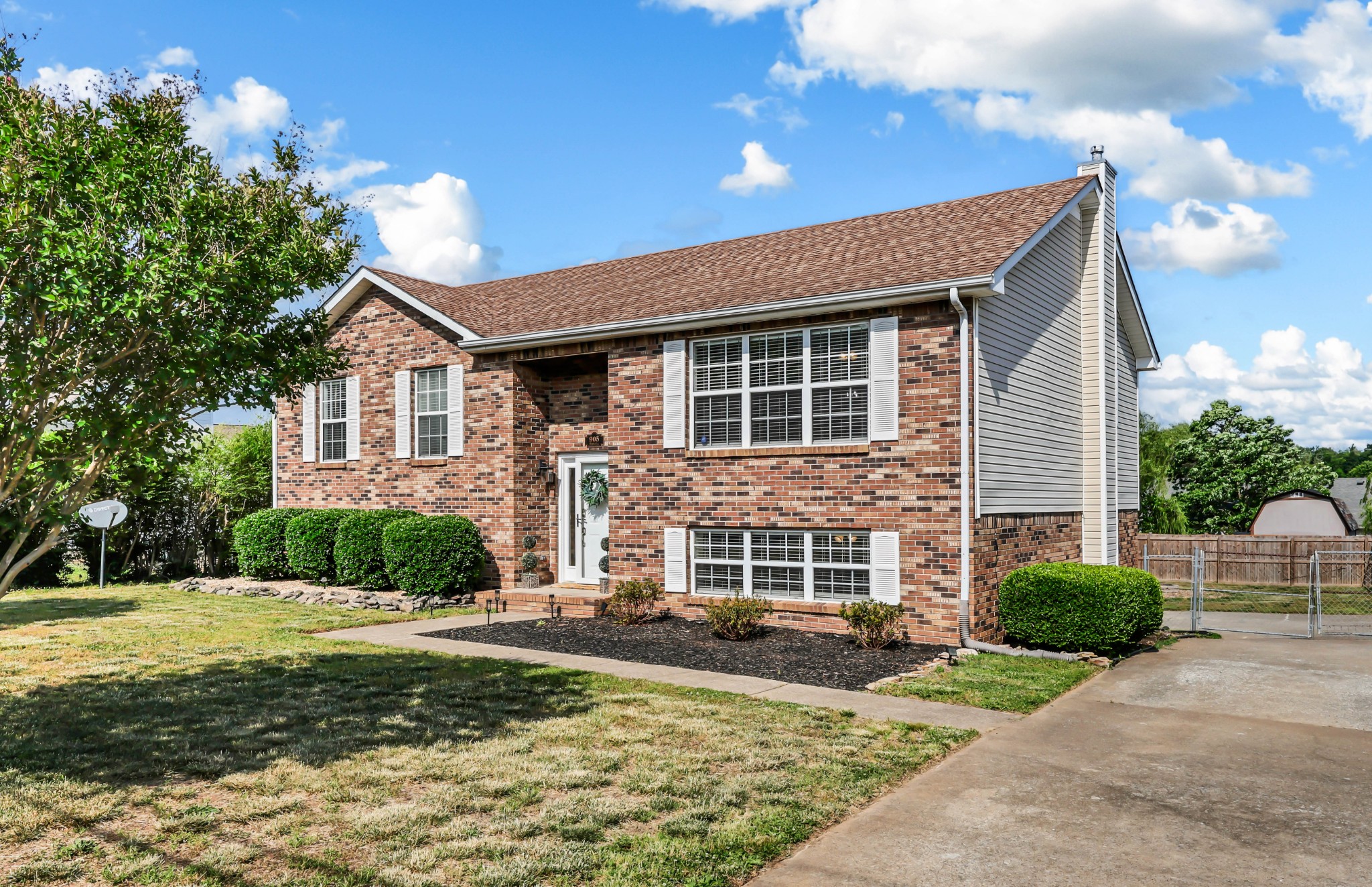 905 Dolphin Lane Clarksville TN 37043