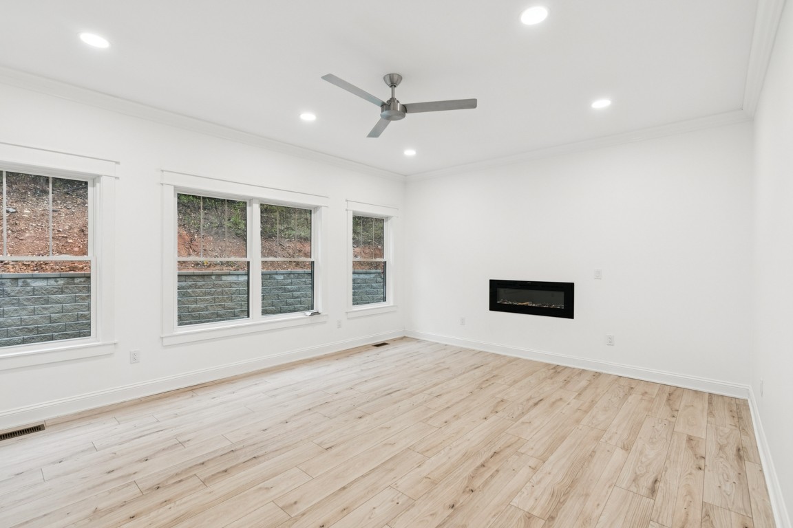 6461 Highway 48, N Cumberland Furnace TN 37051