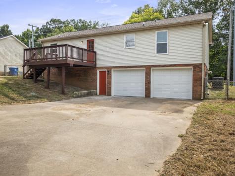 1883 Needmore Road Clarksville TN 37042